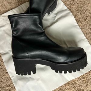 FRAME Le Croydan Bootie sz 10